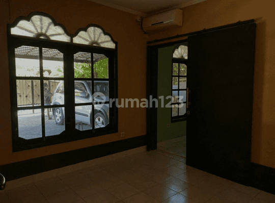 Rumah 2 lantai komplek perumahan 2