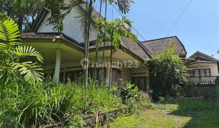 Rumah Tua Dago Mainroad Lokasi Sangat Istimewa 1