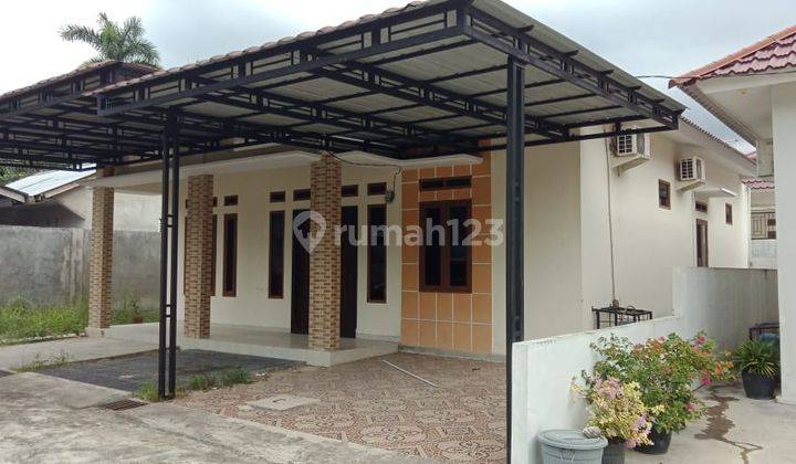 Rumah Cantik Minimalis di Rumbai 1