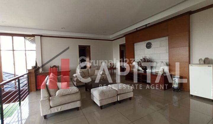 Harga Bulan Ini Saja! Rumah Bagus dan Furnished, Setra Duta 1