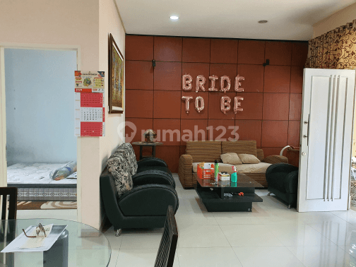 Disewakan Rumah Rapi Siap Huni di Puri Mansion Full Furnish 2