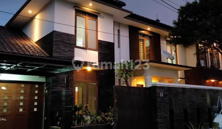 Rumah turangga mewah bandung tengah dekat tsm Rumah turangga mewah bandung tengah dekat tsm