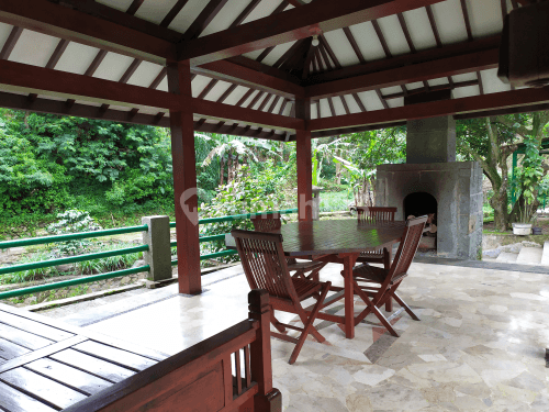 Villa Kayu Cantik di Ciwidey View Gunung 2