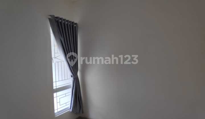 BMW Residence Already Has Canopy and Repainted.