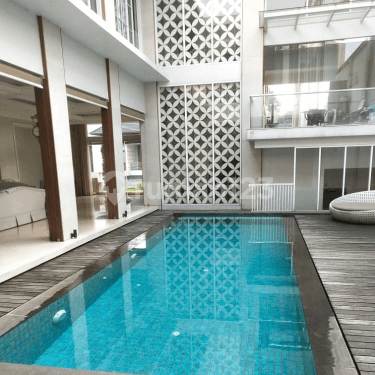 Rumah LUX MINIMALIS MODERN interior Klasik dengan Swimming Pool 2