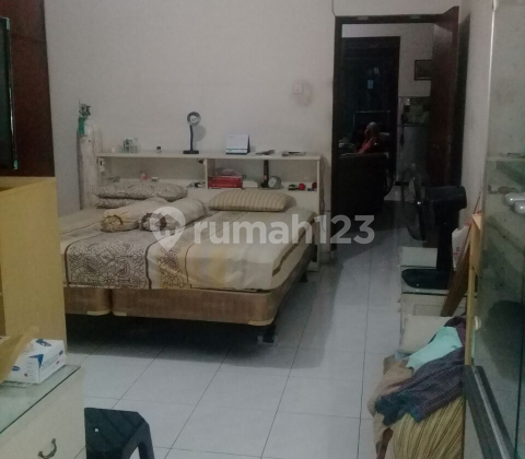 RUMAH TUA 2 LANTAI LAMANDAU 2