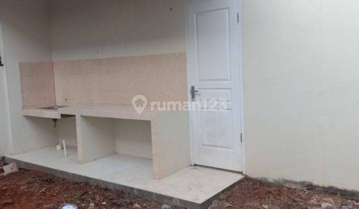 Rumah Minimalis Dua Lantai Cluster Grand Aroepala 2