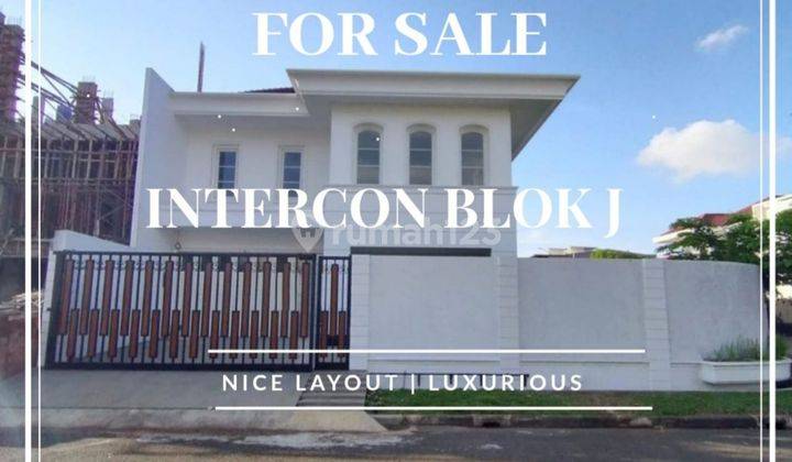 Rumah di Intercon cantik,rapi dan terawat 1