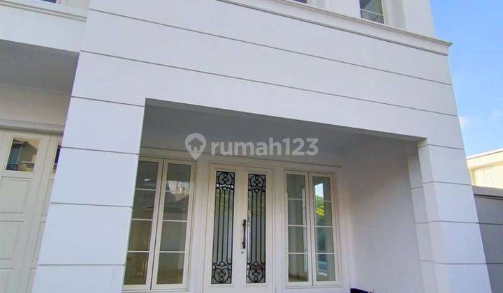 Rumah di Intercon cantik,rapi dan terawat 2