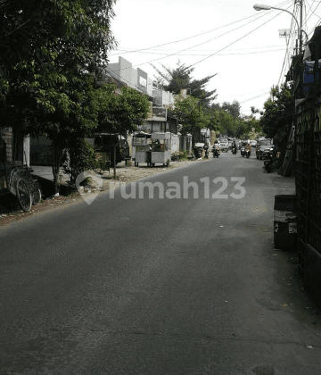 Rumah  Cepat Lokasi pinggir jalan raya di Rawamangun, Jakarta Timur 2