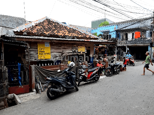 Rumah Tua Hitung Tanah Cocok Untuk Usaha 1