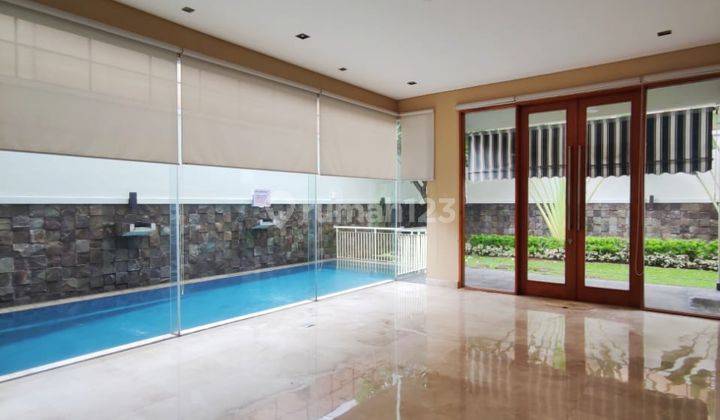 Rumah Townhouse modern, cantik dan nyaman di Kemang, Jakarta Selatan, cocok untuk keluarga anda 1