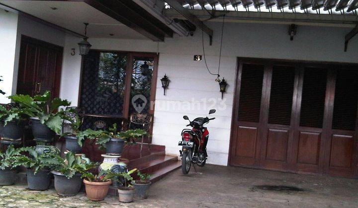 Rumah Di Jl. Domang Kebon Jeruk Jakarta Barat 1