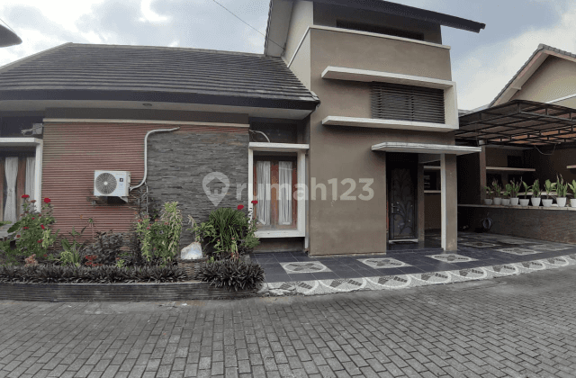 RUMAH APIK LUAS DI CLUSTER GENTAN SOLO 2