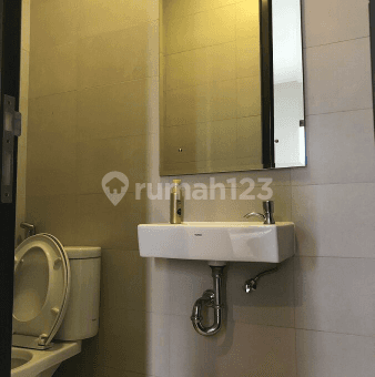 Rumah Cantik Hoek di Burgundy Residence Summarecon Bekasi 2