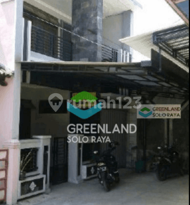 Rumah 2 Lantai Di Lingkungan Kampus UNS Solo 1