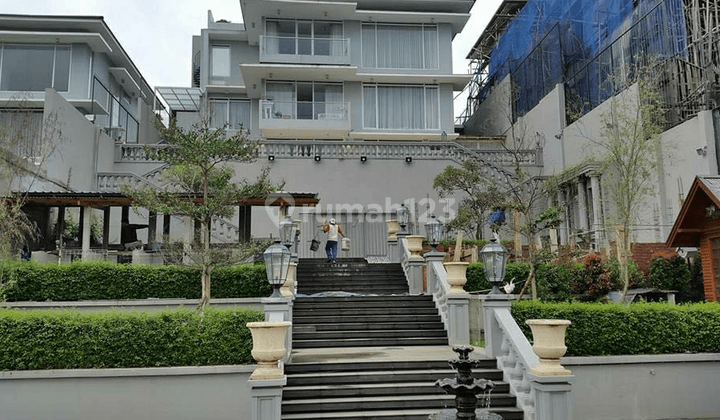 Rumah Lux Lokasi Komplek Golf Island Dago Pakar Resort Bandung Utara 1