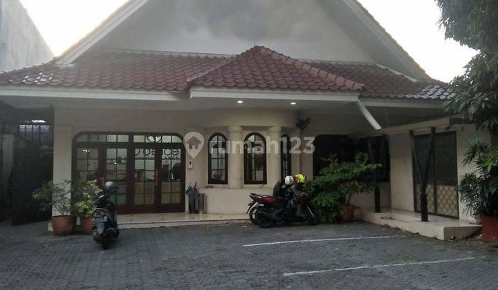 Rumah dikawasan Elit Menteng Ex Cafe 1