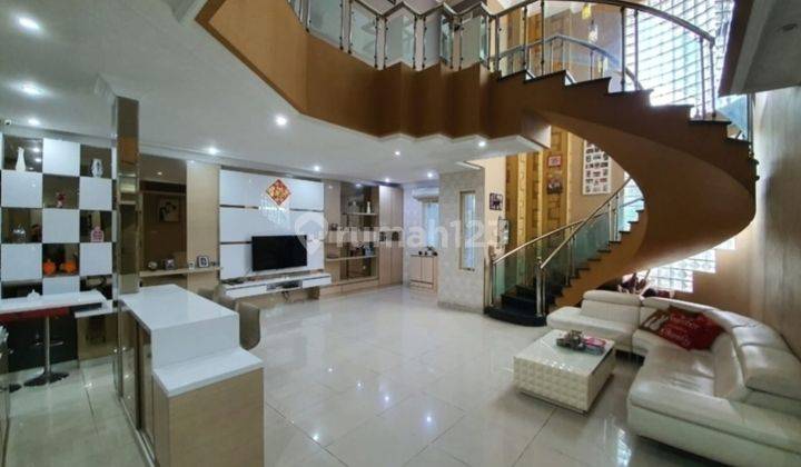 Dijual Cepat Turun Harga Rumah Lux Siap Huni Full Furnish di Kelapa Puan , Bisa Nego 1