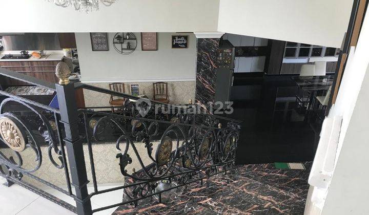 Rumah Mewah  2 Lantai Siap Huni di Villa Delima Lebak Bulus Jakarta Selatan 1