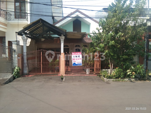 rumah murah hitung tanah dekat Mall Kelapa Gading