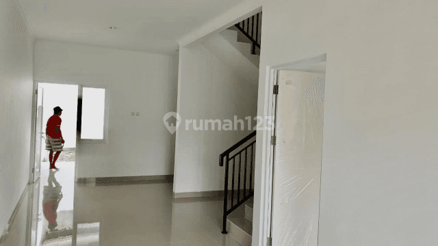 Rumah diHoek dkt Jakarta Barat Joglo,Puri Beta,Meruya,Ciledug,Petukangan 2