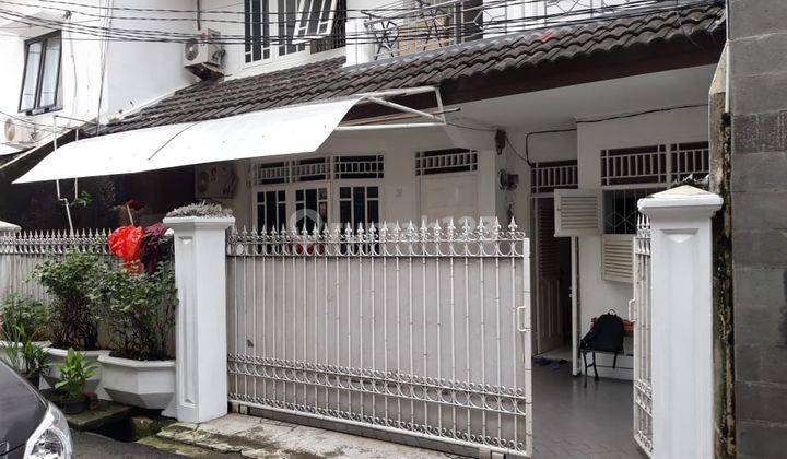 Rumah ditebet dalam ,cocok buat kost kost an 1