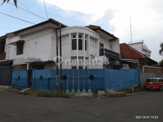 RUMAH DI PUSAT KOTA DEKAT BALAI KOTA 1