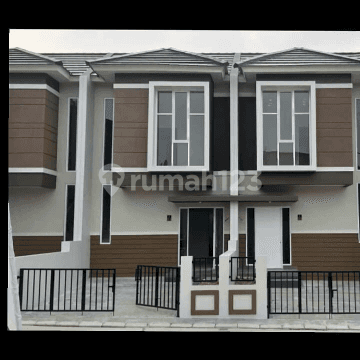 Rumah Mewah Exclusive 2 Lantai  Lingkungan Nyaman dan Strategis 2