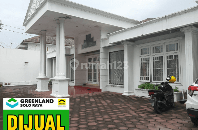 Rumah Bagus di Tipes Solo 1