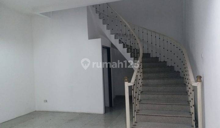 Rumah Cocok Untuk Usaha/ Kantor Dg Parkir Luas @tebet 2