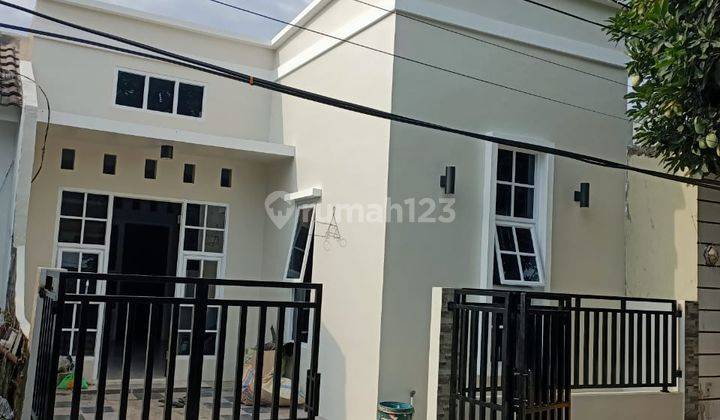 Di jual Rumah cantik model minimalis, siap huni di Citra Raya Tangerang 1