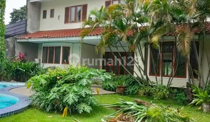 Exclusive 2.5-story Residence in Cipete, South Jakarta