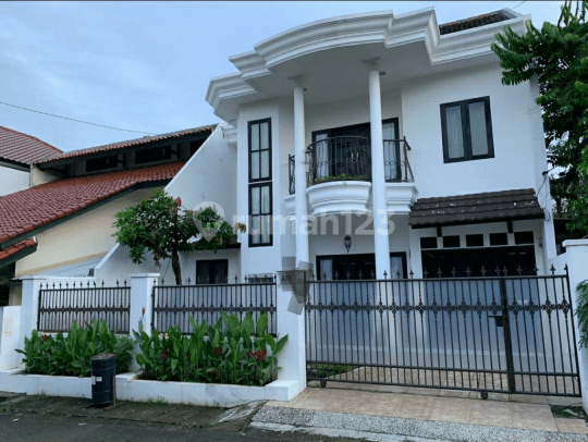 Rumah Cantik di Jalan Dr Ratna Jatiasih Bekasi 2