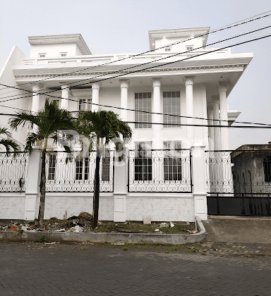 Rumah Gayungsari  Surabaya  Cocok Buat Tinggal Maupun Buat Kantor, Dilengkapi Rooftop 2