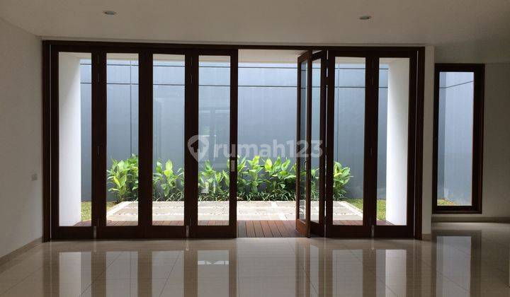 Modern House - Menteng 2