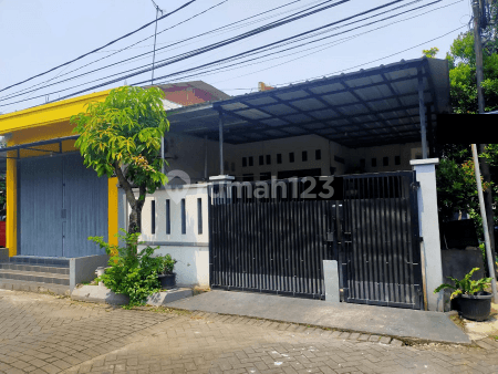 Rumah di Taman Harapan Baru Bekasi 1