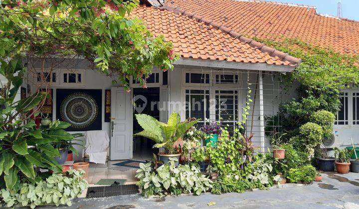 RUMAH 1 LANTAI BESERTA 8 KAMAR KOS, PINGGIR JALAN RAMAI, JOGLO, JAKARTA BARAT 2