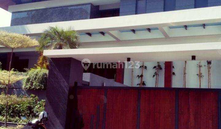 Rumah Graha Golf view 1