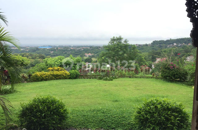 rumah bagus tengah kota Semarang siap huni ada view bagus dijual di villa aster srondol banyumanik semarang selatan 2