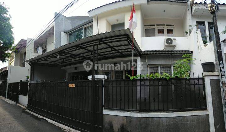 Rumah lingkungan nyaman dan ekslusif di tebet jaksel 1