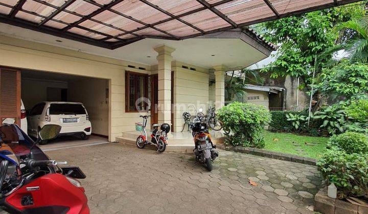 RUMAH ASRI dgn TAMAN di Jl GANDARIA TENGAH, KEBAYORAN BARU 1