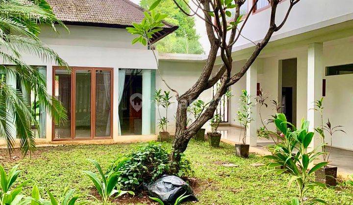 House Minimalist 4 Bedrooms In Kemang Compount Ajh04008 1