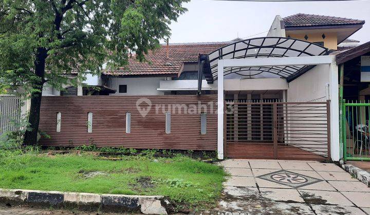 Rumah Sertifikat Hak Milik di Darmo Sentosa Raya, Surabaya 1