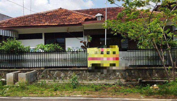 Rumah 2 Lantai di Cempaka Putih Tengah Jakarta Pusat 1