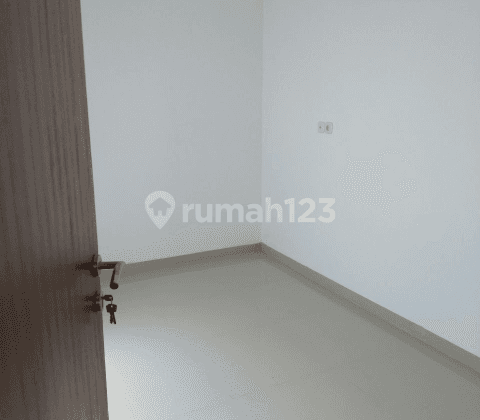 Rumah murah cantik deket pintu tol Cibubur/plaza cibubur 2