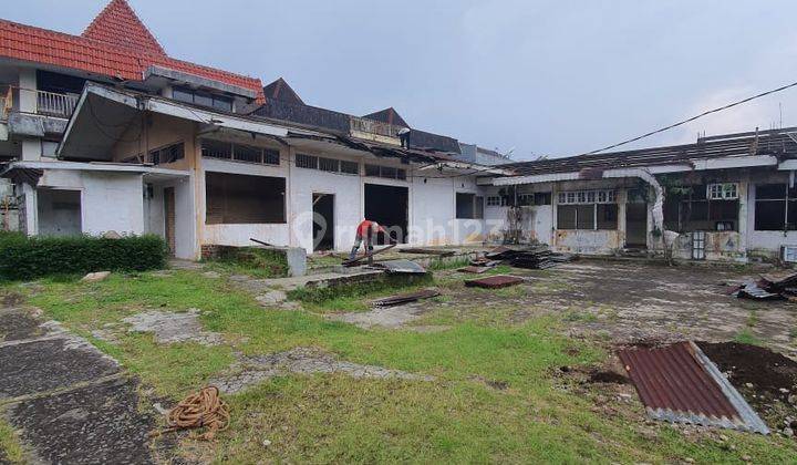 Rumah Tua Hitung Tanah Saja di Mainroad Setiabudi Bandung Utara 1