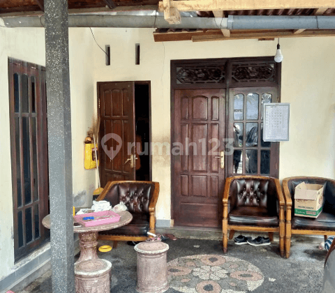 Simple house in Gianyar city, price IDR 800 million 1