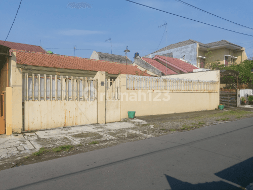 Rumah hitung tanah dekat jalan veteran solo 2