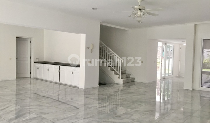 Kemang Utara Compound 4 Bedrooms With Garden And Pool Ajh04091 2